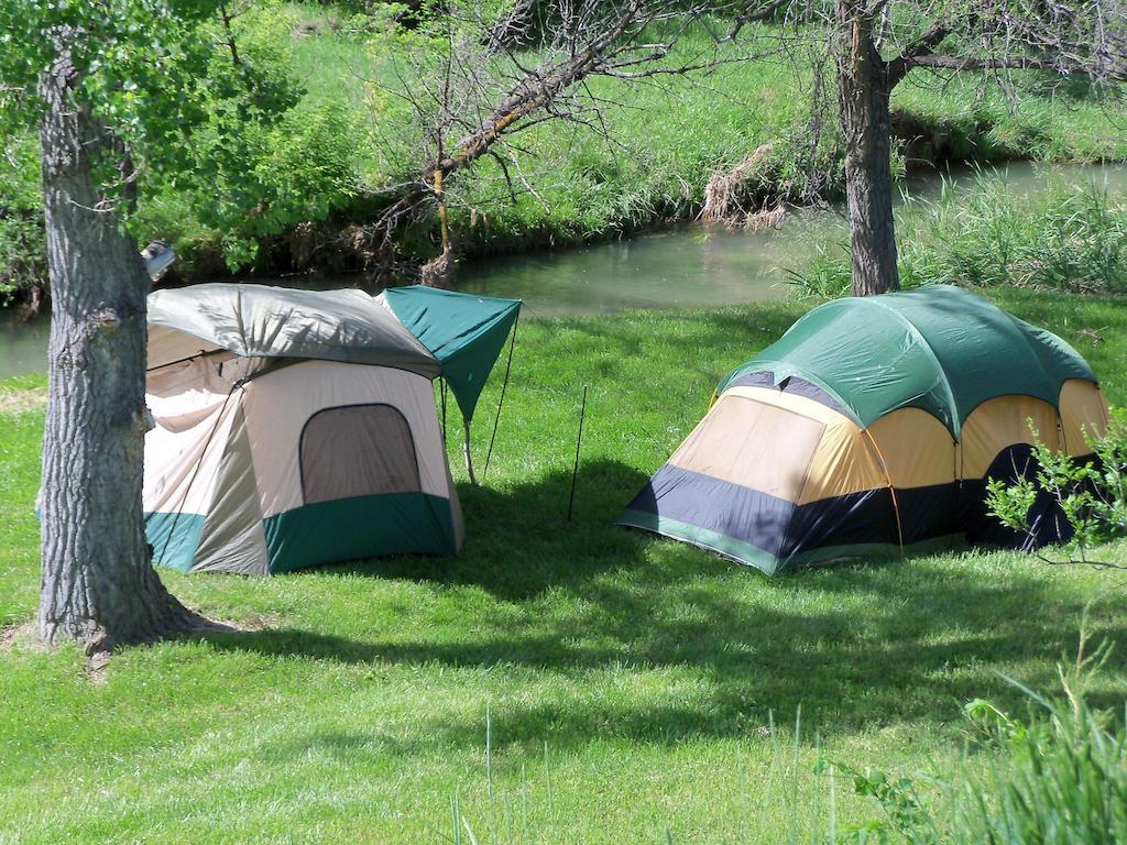 River Falls Lodging -Black Hills, South Dakota 温泉城 外观 照片